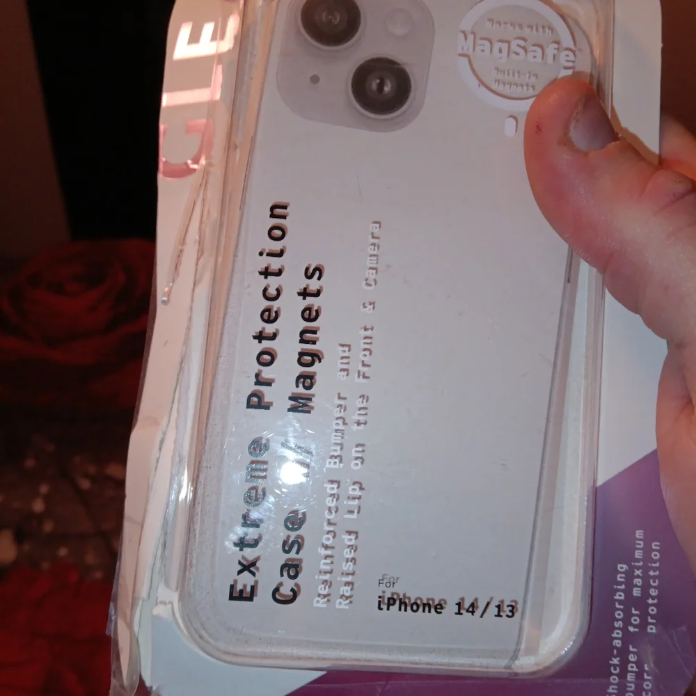 iPhone case - Picture 3 of 6